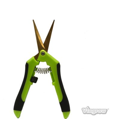 Garden Shears at Tractor Supply Co.