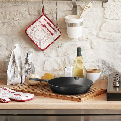 Image showing 5 th Commercial CHEF 10.25 in. Preseasoned Cast Iron Skillet, Cast Iron Pan with Dual Pour Spouts