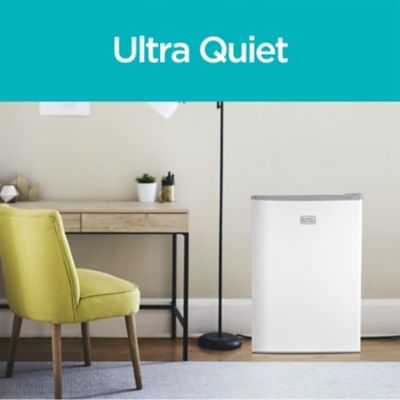 Image showing 6 th Black & Decker Compact Refrigerator Mini Fridge with Freezer,3.2 cu. ft., BCRK32W