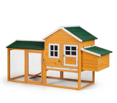 Prevue Pet Products Chicken Coop with Nesting Box, 2 to 3 Chicken Capacity