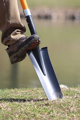 Image showing  Drain Spade Shovel (2 Pack) Long Handle Spade with D Handle Grip Durable Handle with a Metal Blade Multi-Purpose.