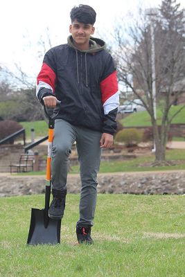 Image showing 5 th Ashman Square Shovel (1 Pack) D Handle Grip with Long Shaft with a Durable Handle, Multi Utility Shovel Heavy Duty Blade