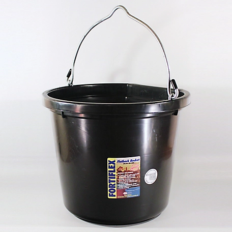 Tractor Supply 5 gal. Plastic Food-Grade Utility Pail - White at Tractor  Supply Co.