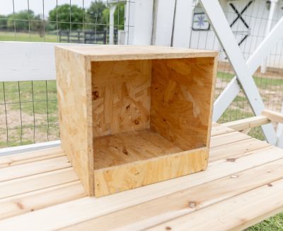 Image showing  1-Compartment Best Rest Nesting Box