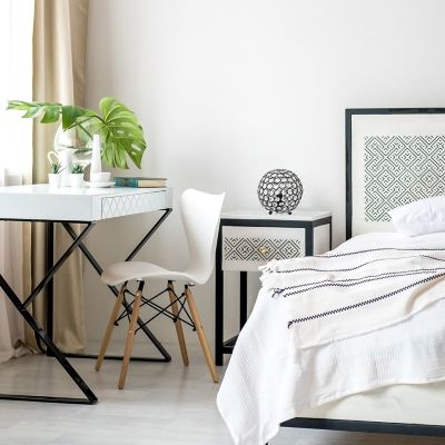 Lalia Home Elipse Contemporary Metal Crystal Round Sphere Glamourous Orb Table Lamp, 8 in., Bronze