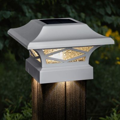 Image showing  20-Lumen Kingsbridge Dual Lighted Solar Post Cap, SLK807W