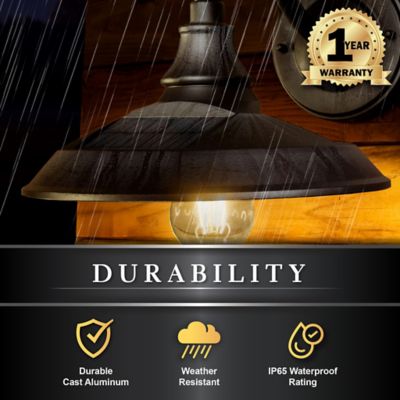 Image showing  70-Lumen Solar Barn Light