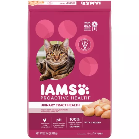 Iams ProActive Health Indoor Urinary Tract Chicken Recipe for Healthy Adults Dry Cat Food 22 lb Bag Dry Cat Food