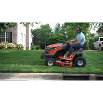 Husqvarna Lawn Xpert LE322R 40-volt 21-in Cordless Self-propelled Lawn Mower  15 Ah, 970607602 at Tractor Supply Co.