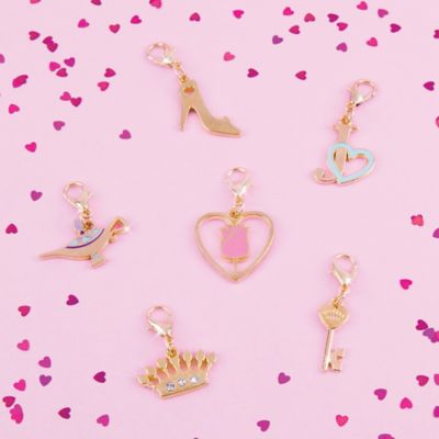 Image showing  Princess x Juicy Couture: Hearts of Fashion - Create 6 Bracelets, 9 Unique Charms Make It Real, 4442