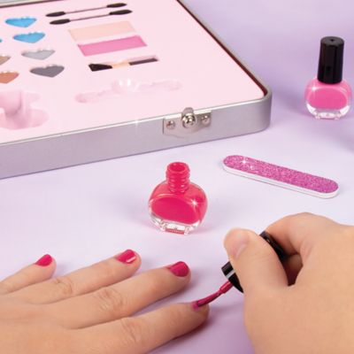 Image showing  Glam Makeup Set, Travel Hard Case, Tweens & Girls', All-in-One Cosmetic & Beauty Kit, 10 pc.