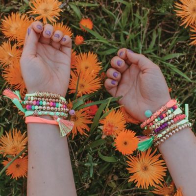 Image showing 5 th Make It Real Neo-Brite Chains and Charms Kit, Create 10 Unique Cord and Tassel Charm Bracelets, 195 pc.