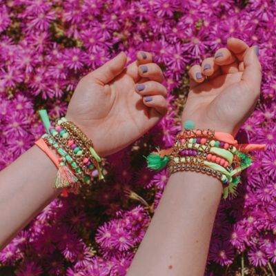 Image showing 7 th Make It Real Neo-Brite Chains and Charms Kit, Create 10 Unique Cord and Tassel Charm Bracelets, 195 pc.