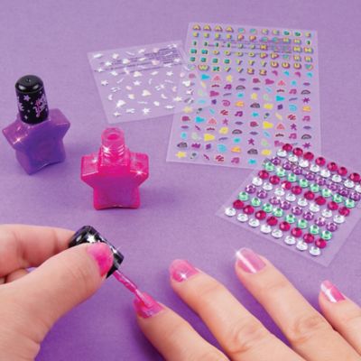 Image showing  That Girl Lay Lay Express Yo 'self - DIY Nail Art & Bracelets Kit - Create 6 Bracelets, Make It Real, 4514