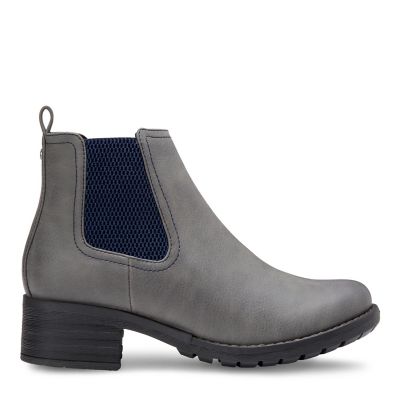 Image showing 2 th Eastland Jasmine Chelsea Boot