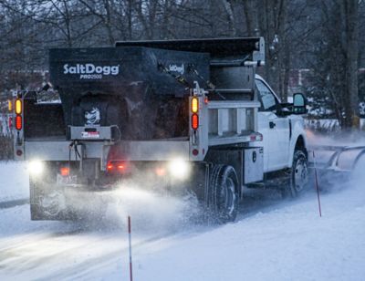 Image showing 8 th Buyers Products SaltDogg 2.5 Cubic Yard Pro Series Electric Poly Hopper Spreader with Conveyor Chain