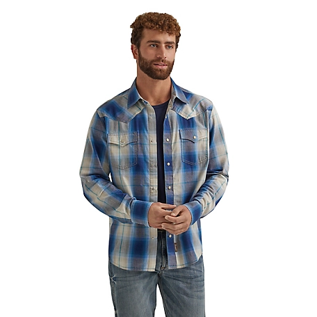 Wrangler Men's Retro Premium Long Sleeve Western Snap Shirt