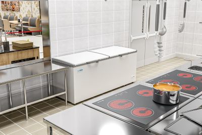 Image showing 6 th KoolMore 77 in. Commercial Chest Freezer 24 cu. ft., SCF-24C