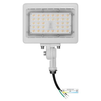 NUWATT 15 Watt 3Cct White Flood Light