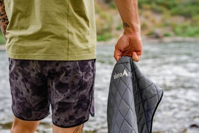 Image showing 7 th AlphaCool Evaporative Cooling Vest L-XL