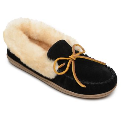 Minnetonka Women's Alpine Sheepskin Moc Slippers