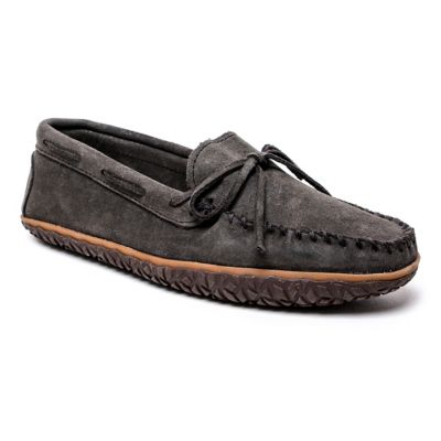 Minnetonka Men's Tie Tread Slip-On Shoe