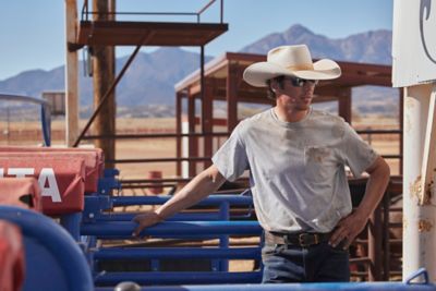 Image showing  Men's Force Relaxed Fit Midweight Short-Sleeve Pocket T-Shirt