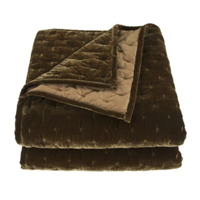 HiEnd Accents Stella Faux Silk Velvet Quilt, 1 Piece