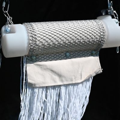 Image showing  Face Fly Oiler