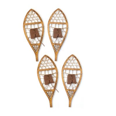 Melrose InternationalVintage Wood Hanging Snow Shoe Decor (Set of 4)