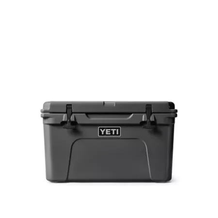 YETI 34 quart Tundra 45 Hard Cooler Chest Coolers