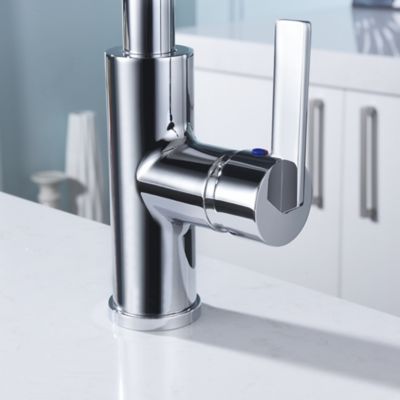 Image showing  Hena Single-Handle Pull-Out Sprayer Kitchen Faucet with Accessories in Rust and Spot Resist in Polished Chrome