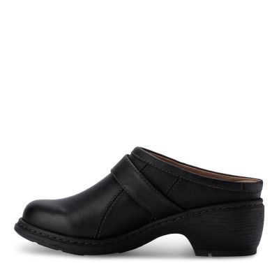 Image showing 1 th Eastland Women's Cameron Clogs