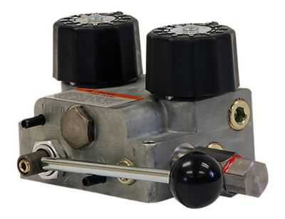 Buyers Products NPT Dual Flow Hydraulic Spreader Valve, 10-30 GPM