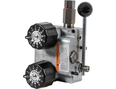Image showing  NPT Dual Flow Hydraulic Spreader Valve Only 7-15 GPM