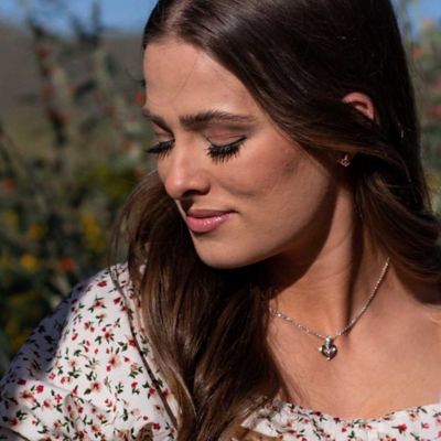 Image showing  Heart on the Line Jewelry Set