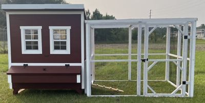 OverEZ 8 ft. White Wooden Chicken Run