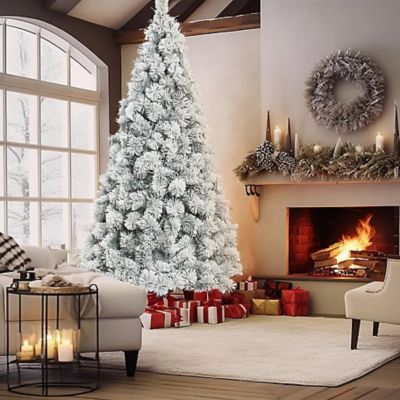 LuxenHome 7.7 ft. Full Artificial Snow-Flocked Christmas Tree