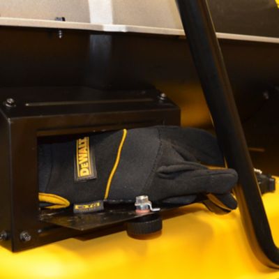 Image showing 2 th DEWALT 190,000 BTU Forced Air Kerosene Heavy Duty Heater