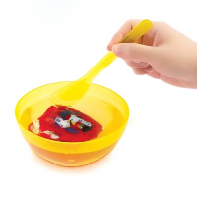 Image showing  Kellogg's Cerealsly Cute Froot Loops Bracelet Making Kit