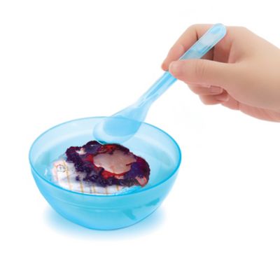 Image showing  Kellogg's Cearlsly Cute Frosted Flakes Bracelet Making Kit