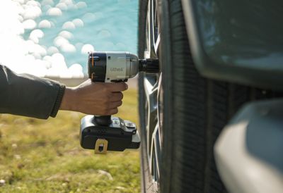 Image showing  Cordless Impact Wrench, 450Nm with 2.5Ah Battery, U20BS00-0A120