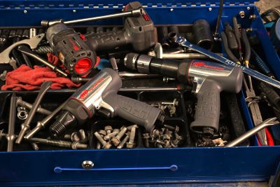 Image showing  Industrial Duty Air Hammer 5-Piece Chisel Set, 3530 BPM, 2-5/8 in. Stroke, Round Shank