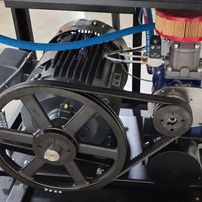 Image showing  7.5HP 3Phase 24CFM @100PSI 230Volt Industrial Rotary Screw Air Compressor- ERI0070003