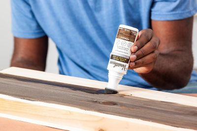 Image showing 3 th Rust-Oleum 4 oz. Varathane Less Mess Wood Stain