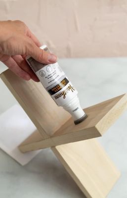 Image showing  4 oz. Varathane Less Mess Wood Stain