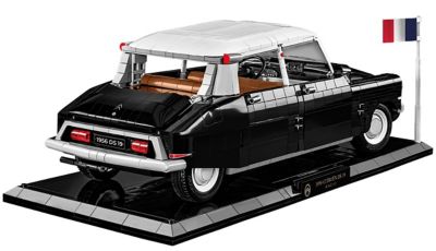 Image showing  Cars 1:12 Scale 1956 Citroen DS 19 Vehicle EXECUTIVE EDITION