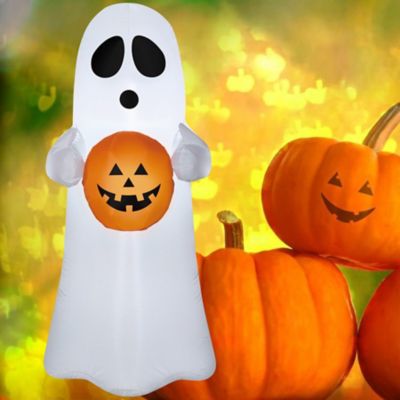 Image showing 8 th SUPERHUNTER 4 ft. Ghost Inflatable