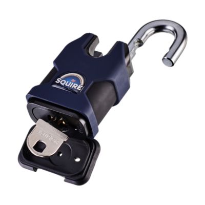 Image showing  Closed Shackle Steel Padlock