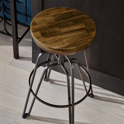 Image showing  1 qt. Dark Walnut Wood Finish